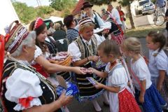 szuretifelvonulas201627