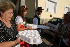 szuretifelvonulas201641