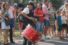 szuretifelvonulas201664